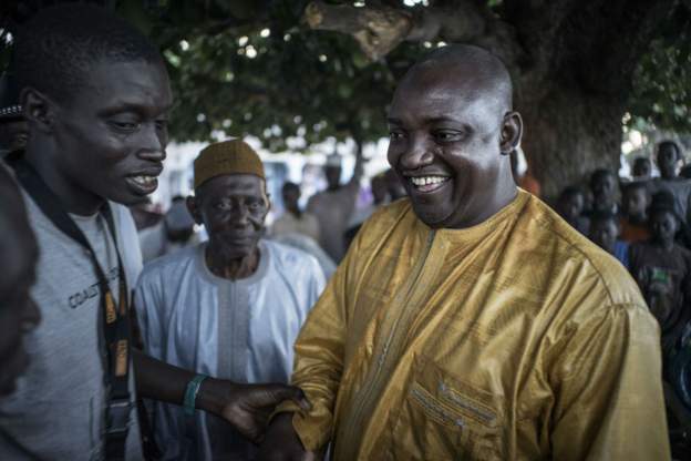 Adama Barrow : “Je vais bientôt retourner en Gambie ”