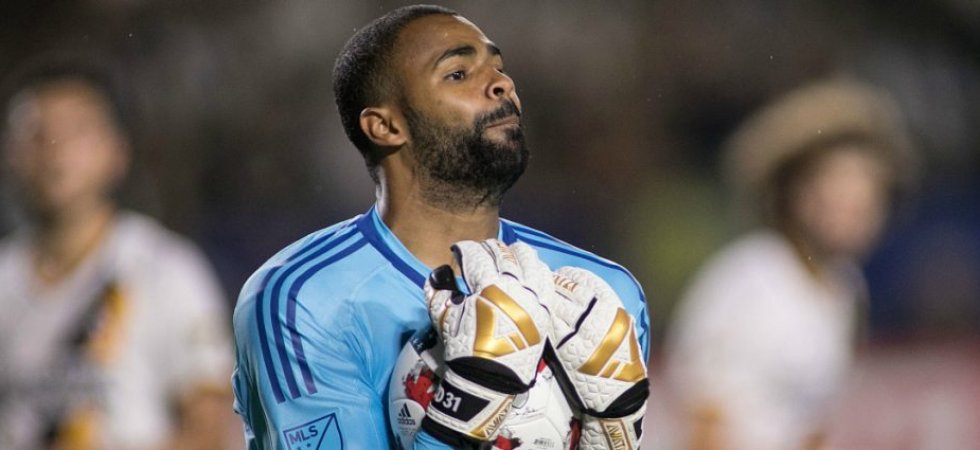Football : Clément Diop en doublure de Johnsson ?