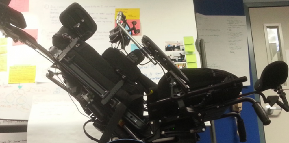 Technologie: A la découverte du fauteuil roulant connecté d’intel