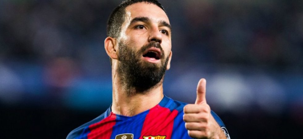 Turquie : Arda Turan agresse un journaliste